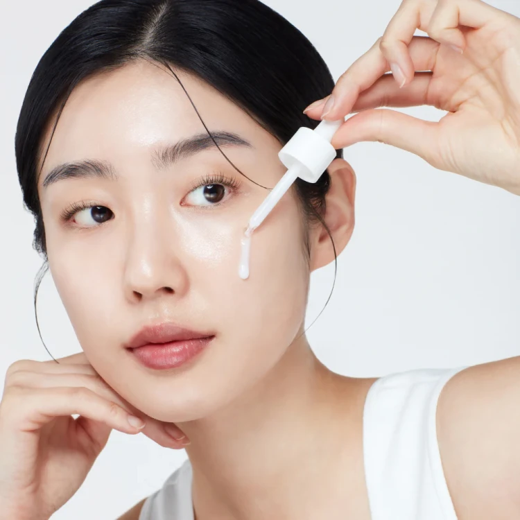 Biodance Hydro Cera-nol Ampoule - Moisturizing and Soothing Facial Ampoule, 50ml 1