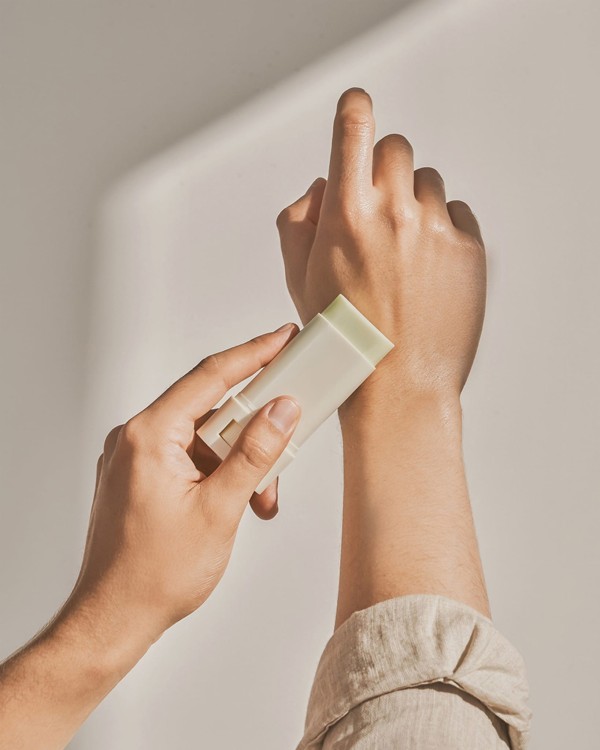Beauty of Joseon Matte Sun Stick Mugwort + Camelia SPF50+/PA++++ - Matowy Sztyft Przeciwsłoneczny, 18g 1